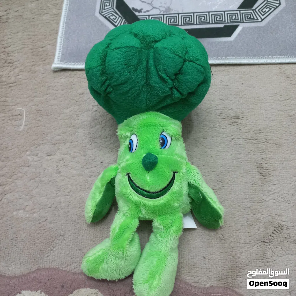 مجموعة دمى للبيع