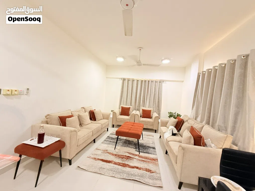 Sofa set with TV size 50 and Tv Stand for sale كراسي جلوس للبيع و تلفزيون مقاس 50 و يونت تلفزيون