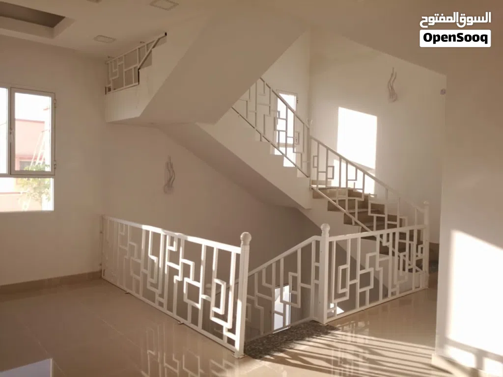 من المالك مباشرة فيلا للإيجار ف المعبيلة جنوبية Villa for rent