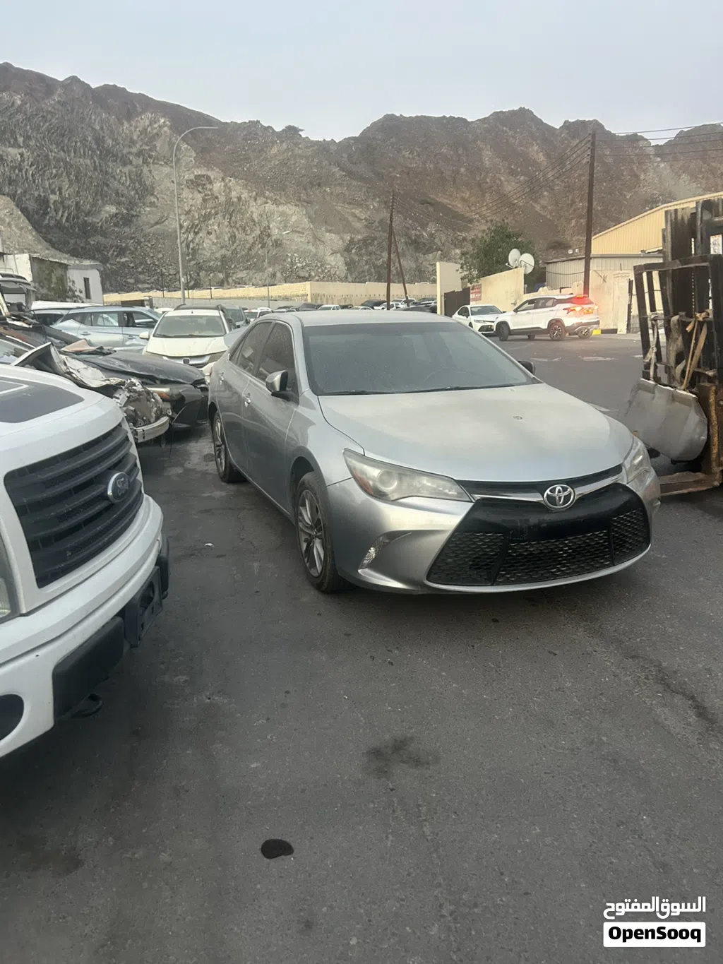 قطع غيار كامري وفورد التيما