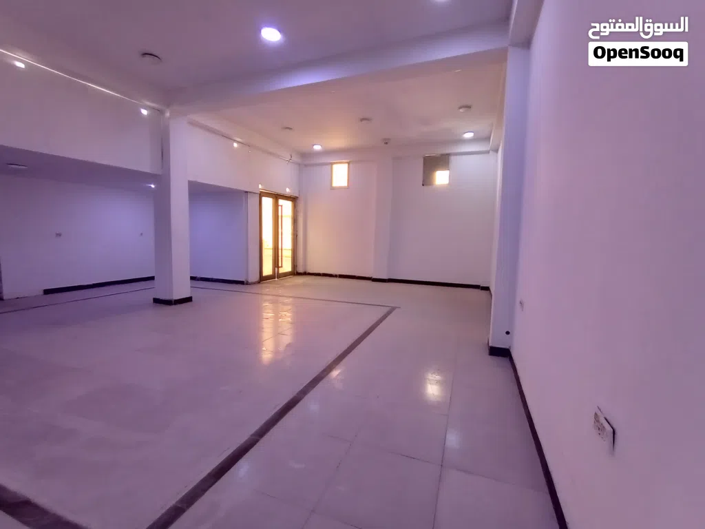 طابق للايجار في الجزائر يؤجر للشركات و المكاتب الرسمية موقع تجاري مميز