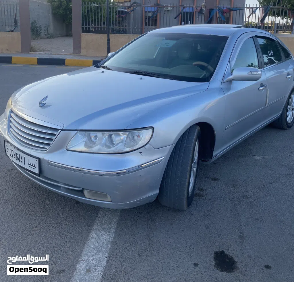Hyundai Azera Standard