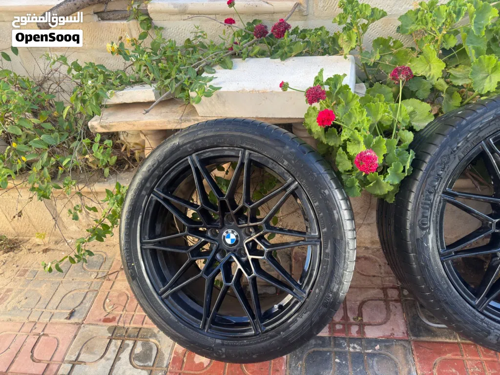 جنط bmw 20 بحالة الوكاله مع كوشوك