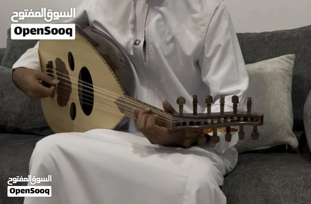 عود زرياب مستعمل للبيع - 90ریال قابل للتفاوض