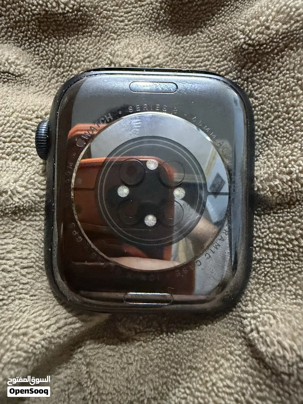 للبيع Apple Watch Series 8 مقاس 45mm - حالة الوكالة مع إضافات مميزة