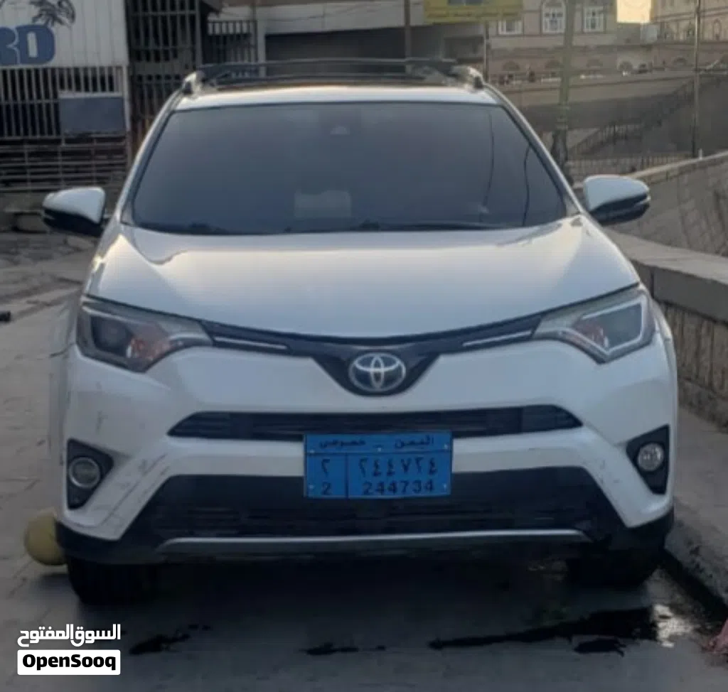 تويوتا راف فور XLE