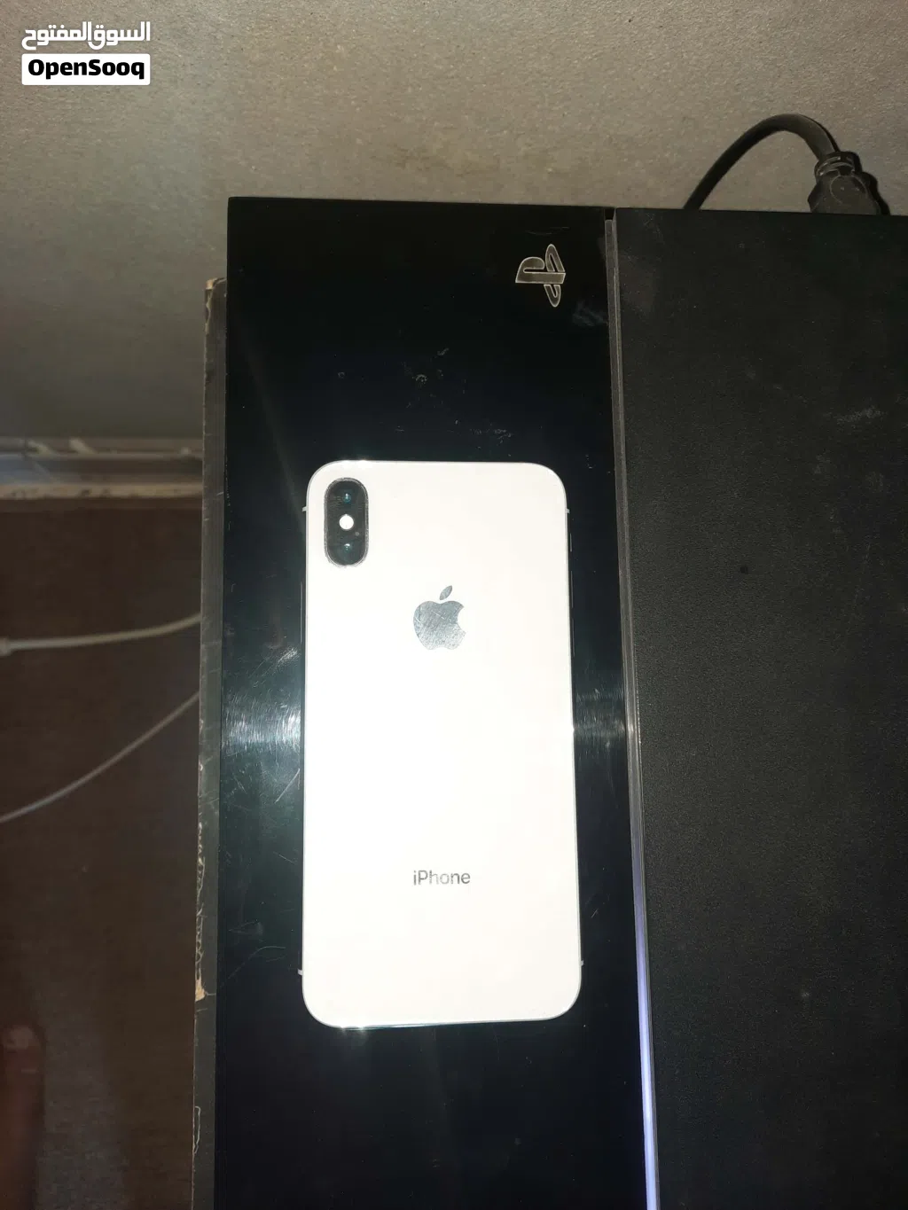 لون ابيض IPhone XS