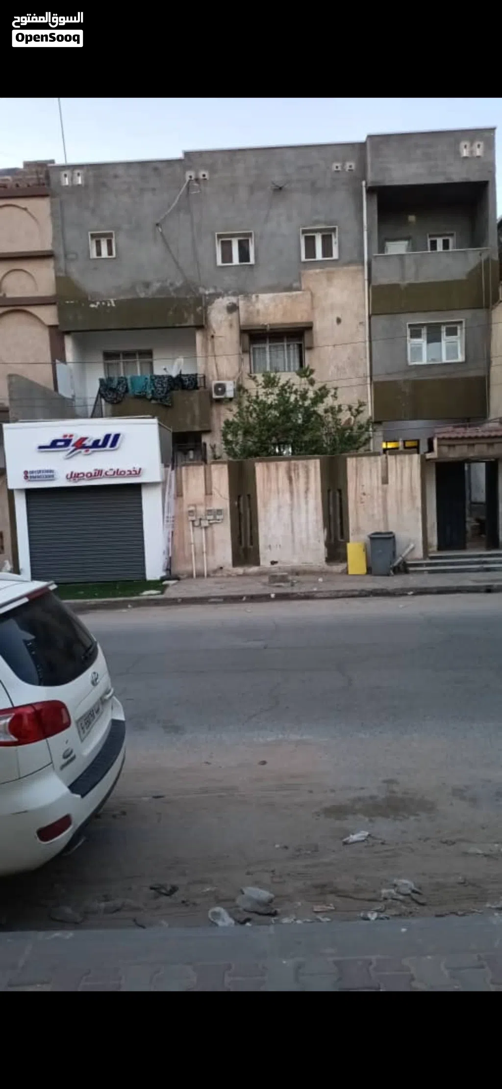 محل للايجار جنزور الشرقيه على الطريق الرئيسى من بدايه شهر 7