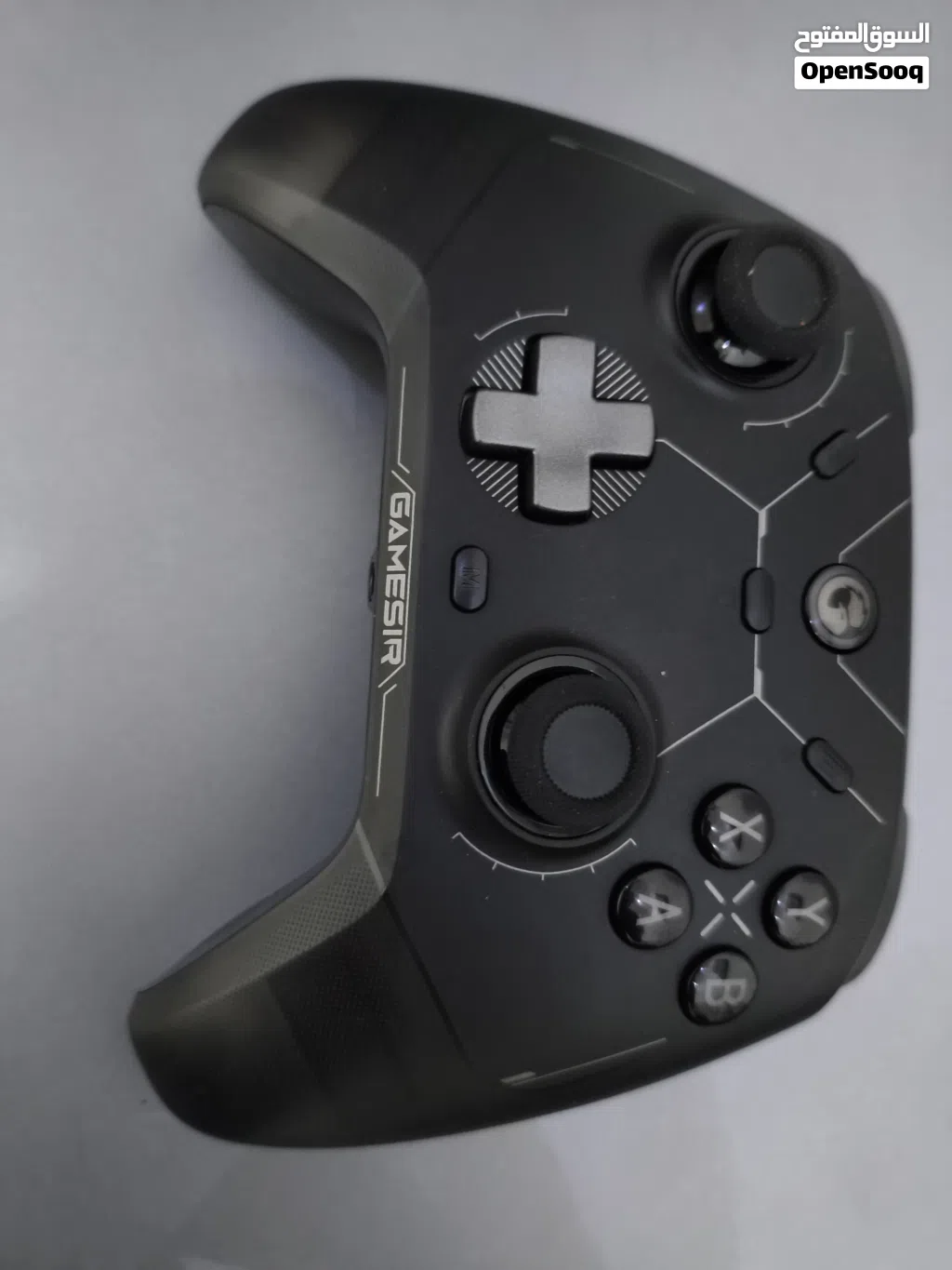 يد تحكم GameSir Cyclone 2 لاسلكية متعددة المنصات – شبه جديدة