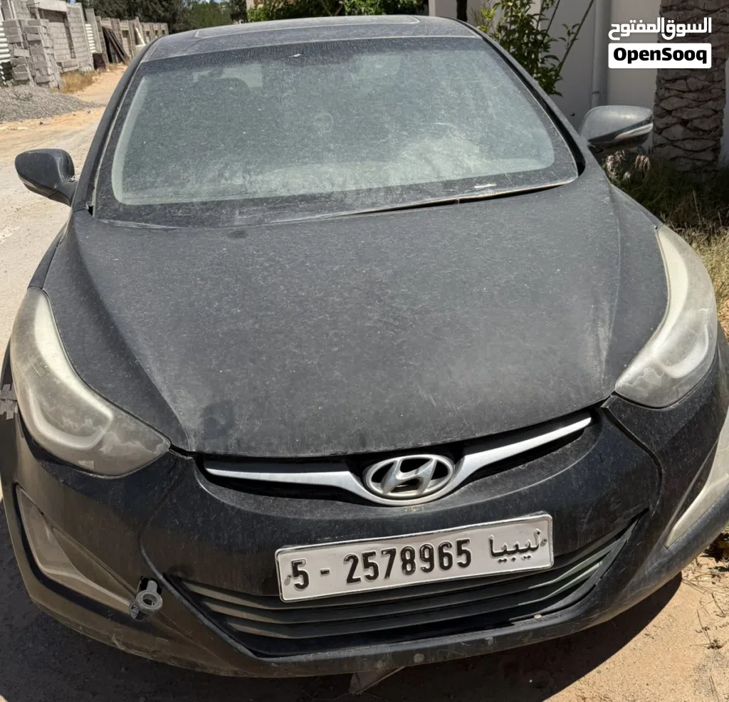 Hyundai Elantra Standard