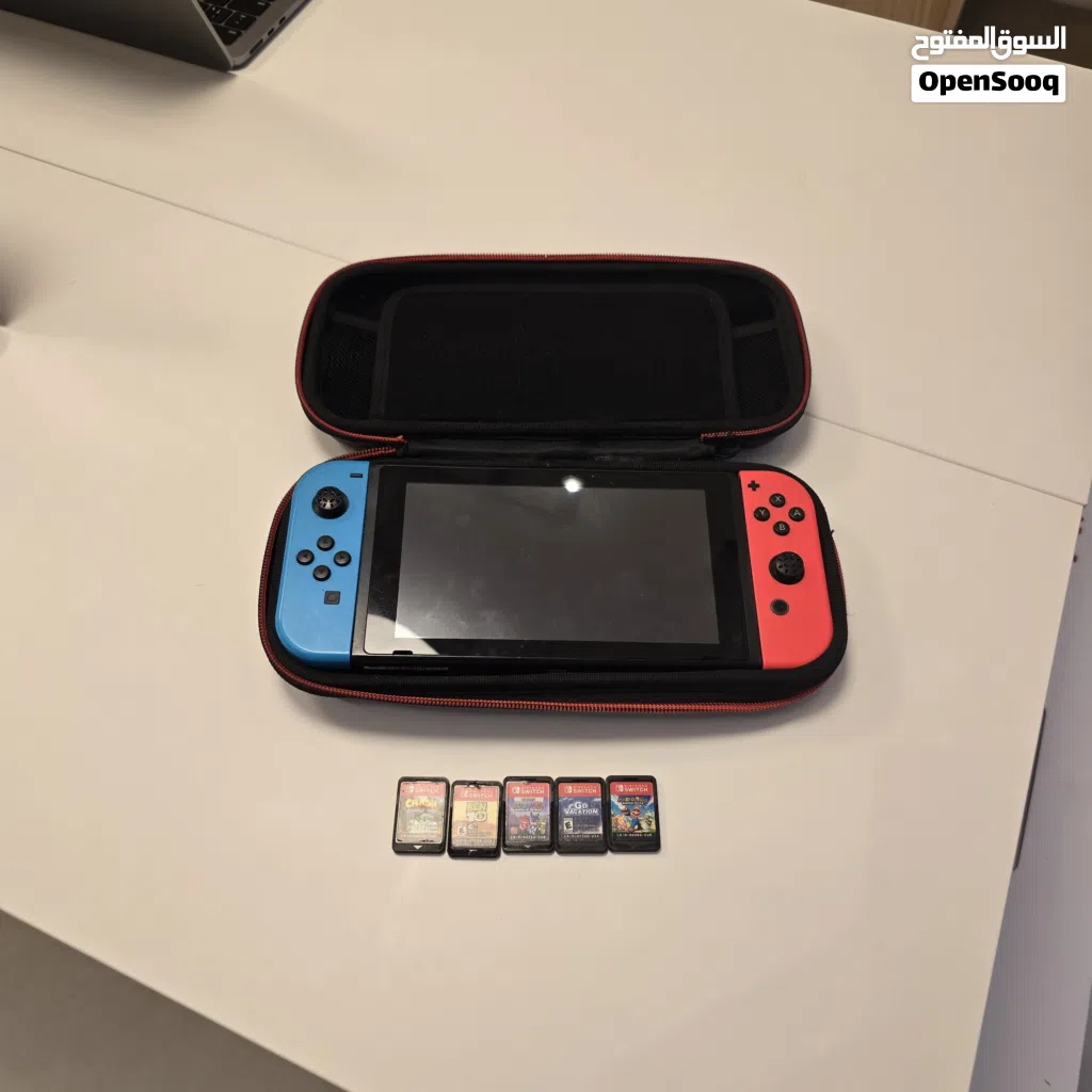 Nintendo Switch - مع 5 ألعاب