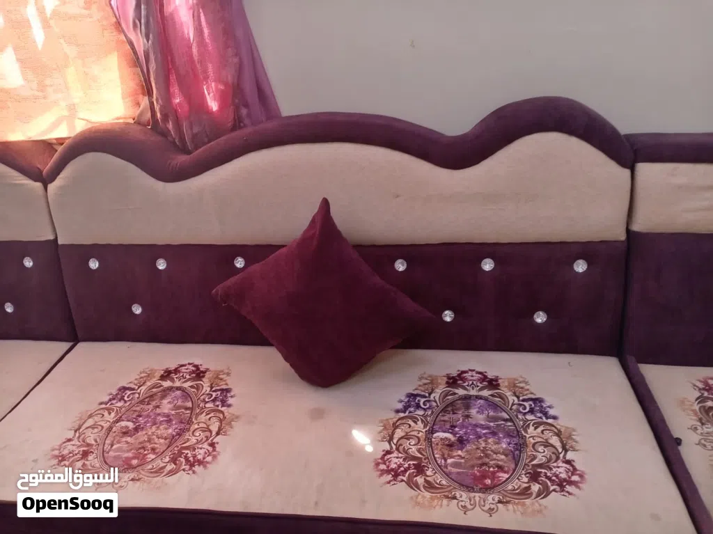 مجلس شبه جديد بقيمه 50 ريال بالزوليه