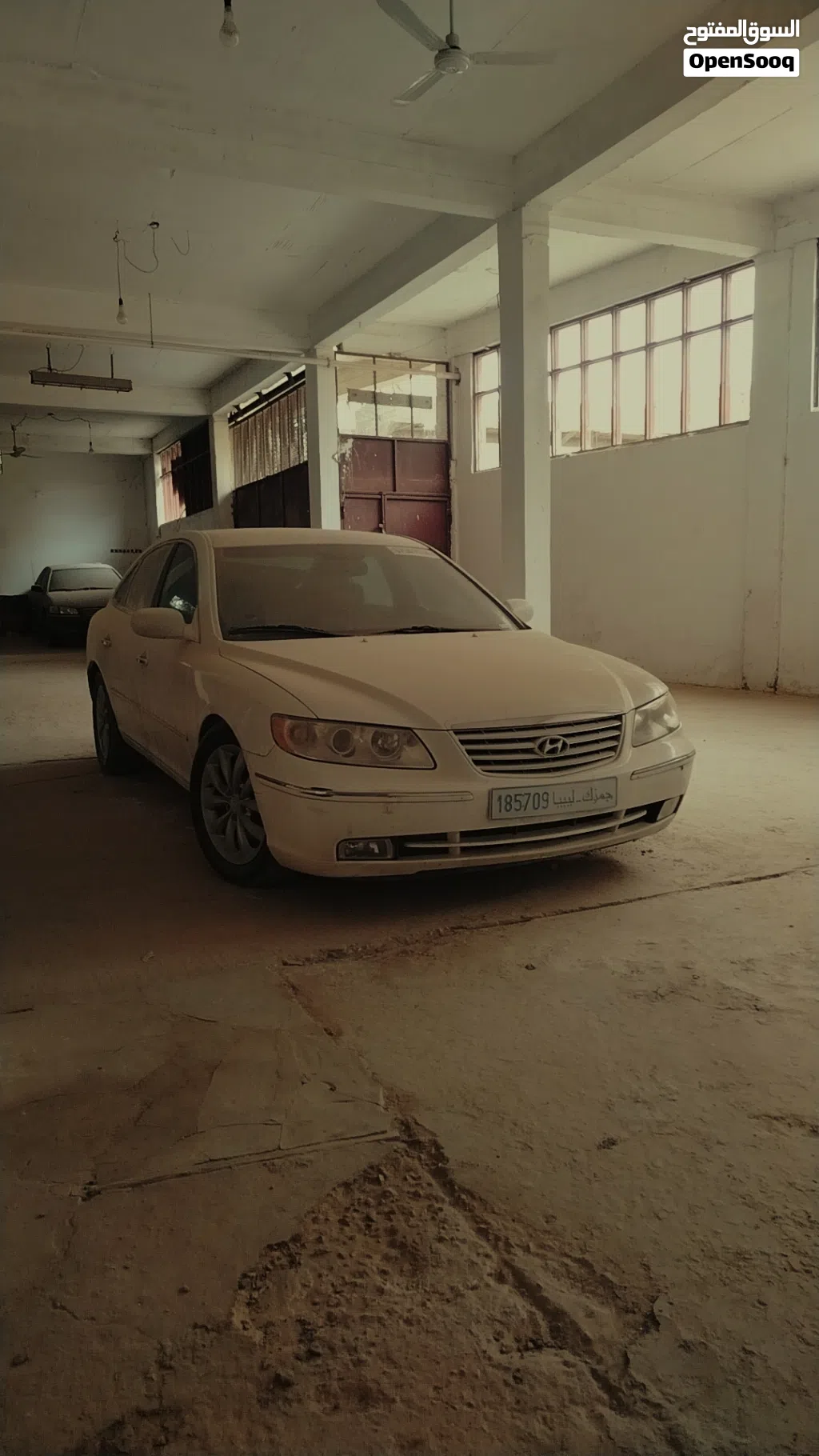 Hyundai Azera Standard