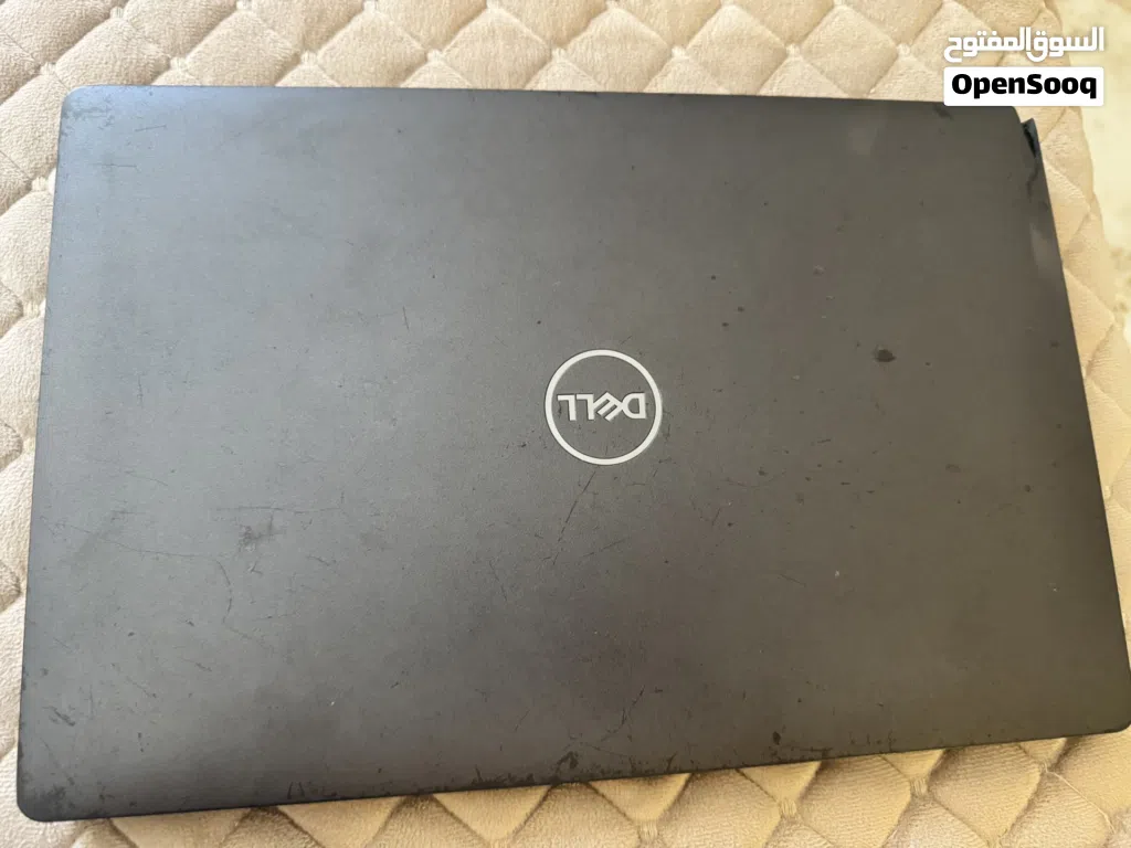 لابتوب او حاسبه Dell لمس