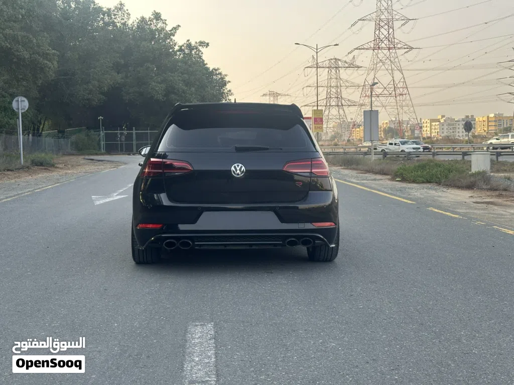 فولكسفاغن جولف R Golf R