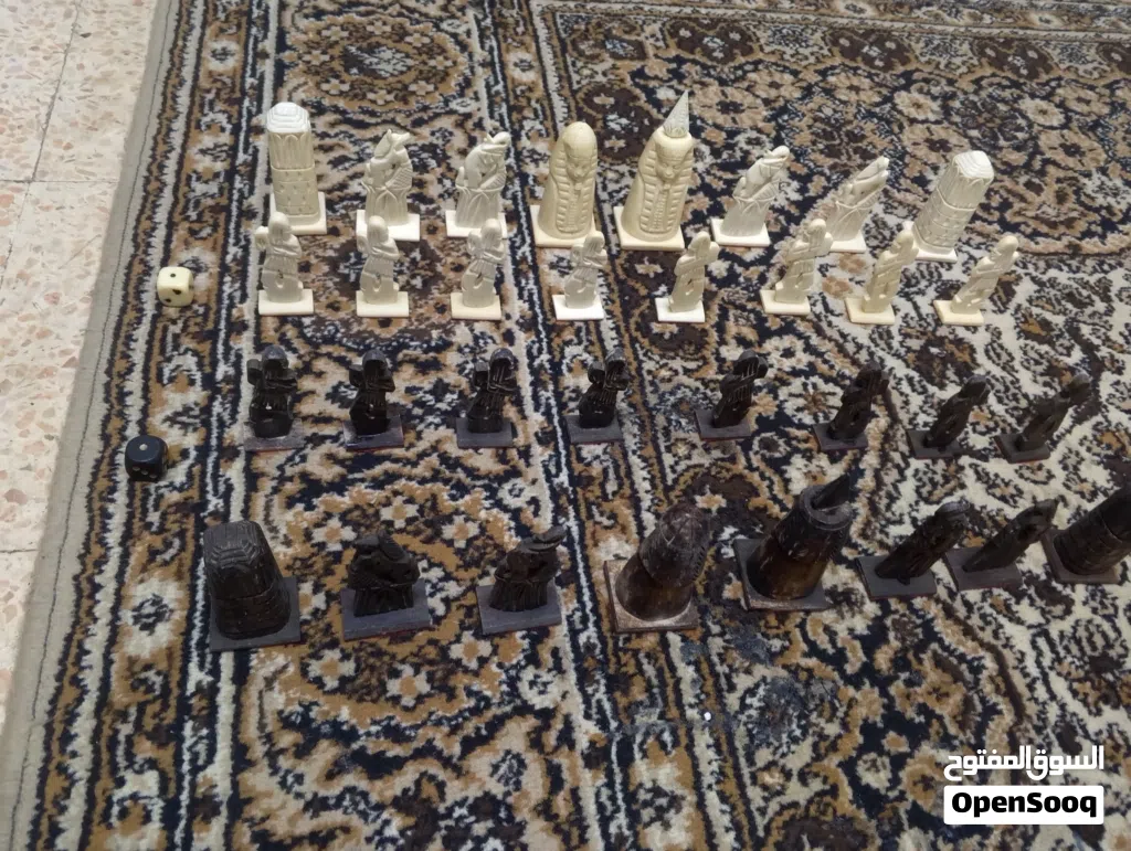 احجار شطرنج عظم كامله بدون طاوله السعر 15 دينار نهائي الموقع عمان المناره