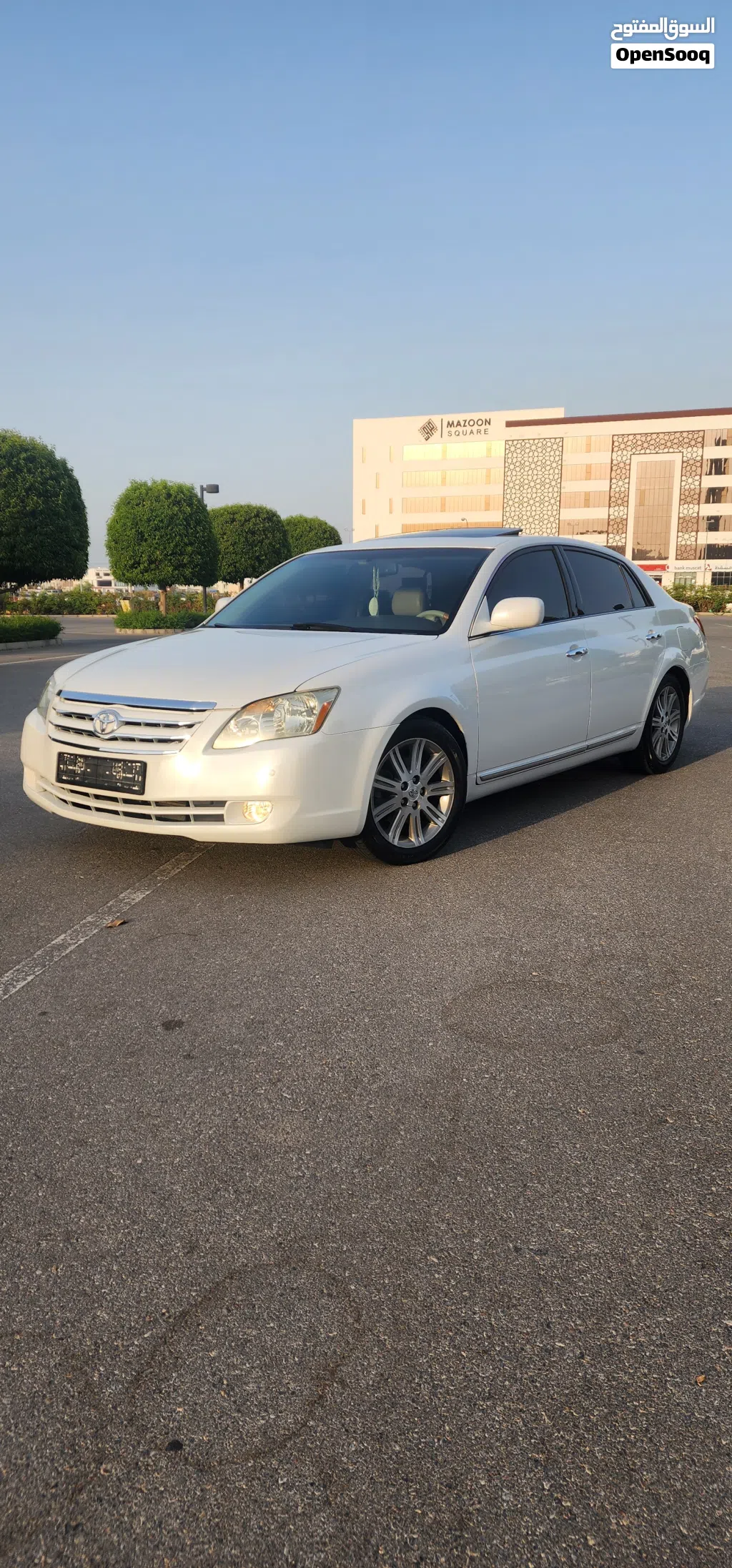 تويوتا افالون Limited