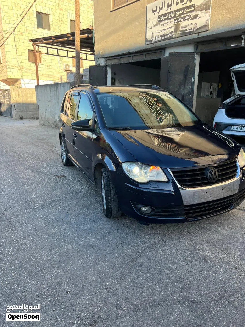 فولكسفاغن توران R-Line
