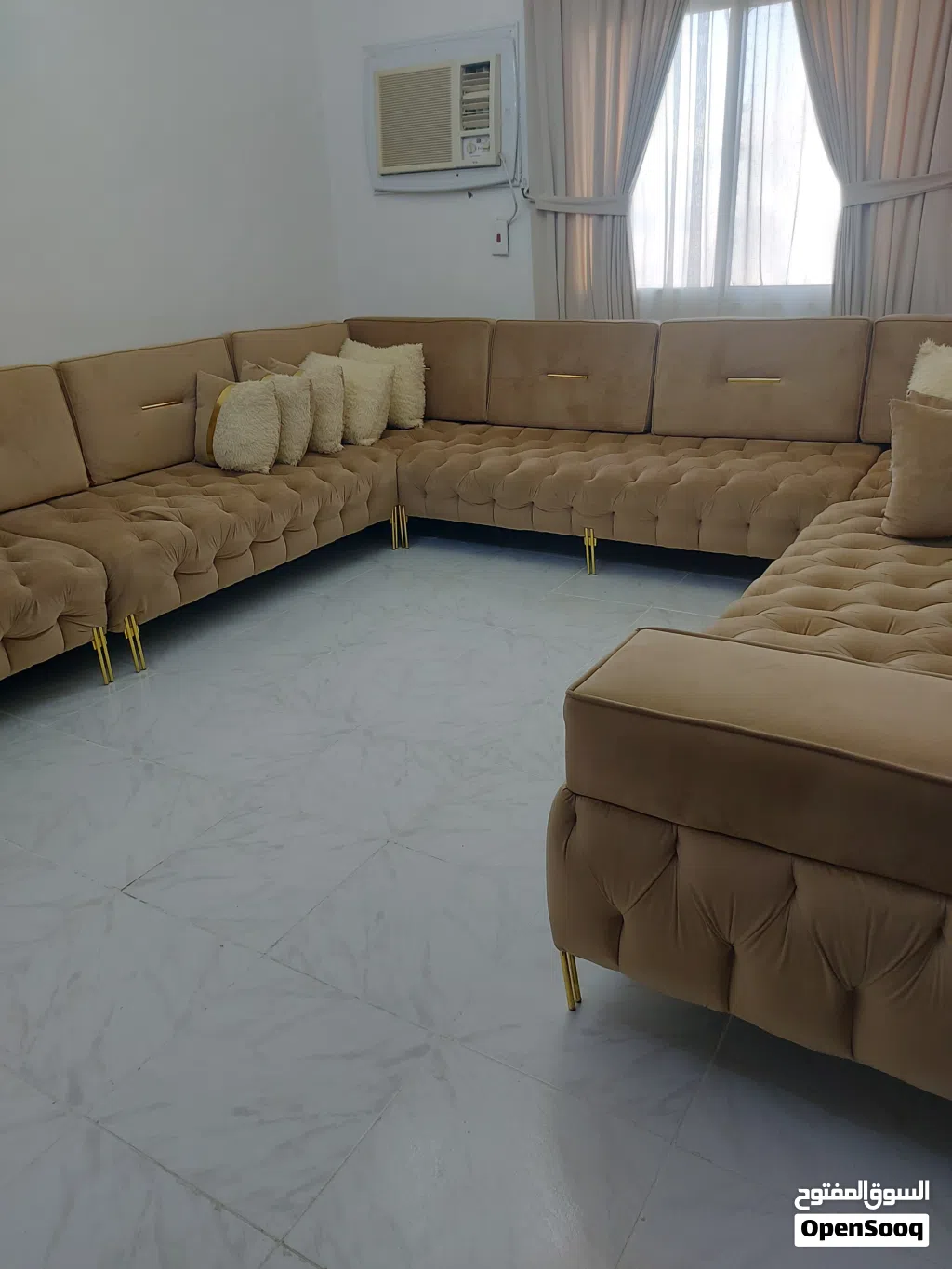 كنب مجلس نضيف جداا ولقطه