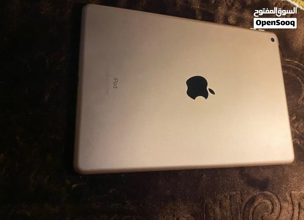 ايباد ابل الجيل السابع 7 للبيع مستعجل /ipad 7 gen