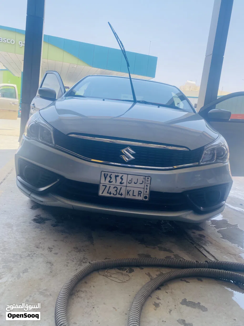 سوزوكي سياز GLX