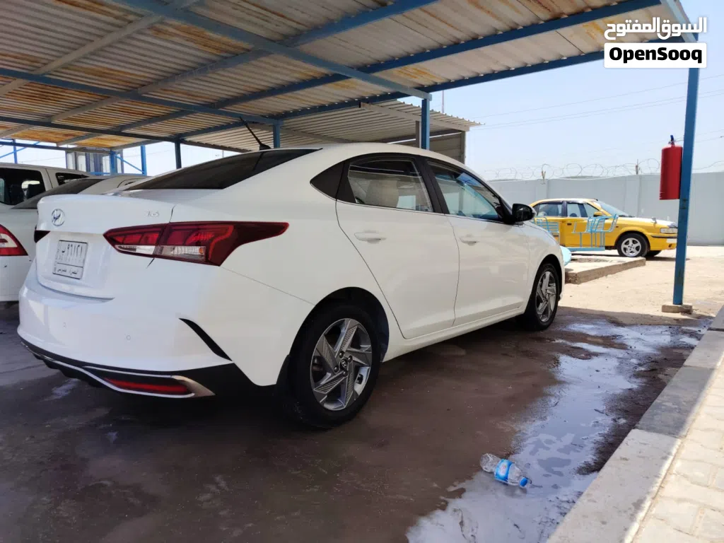 هیۆندای ئاکسێنت GL