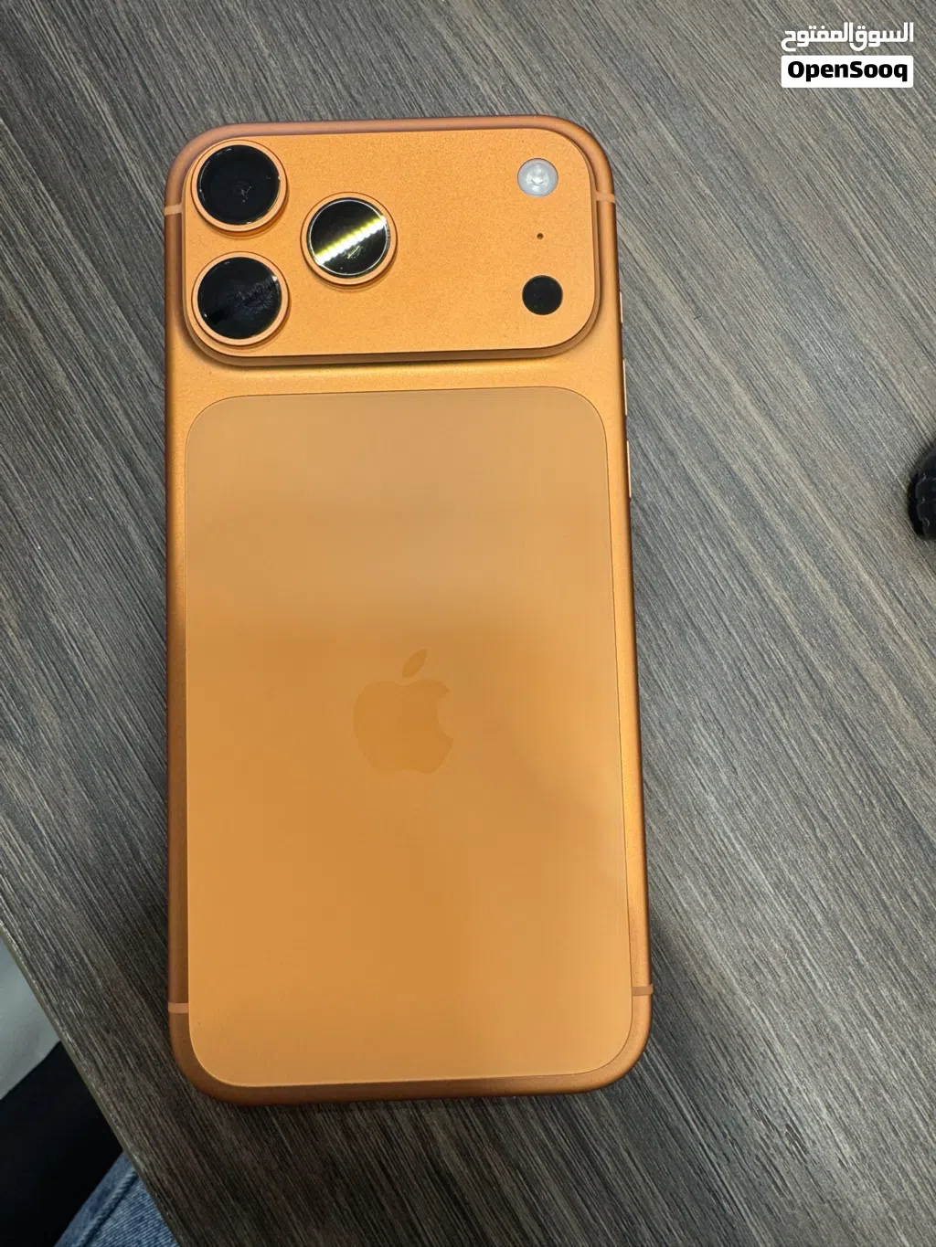 iPhone 17 pro max 256g orange وارد اليابان