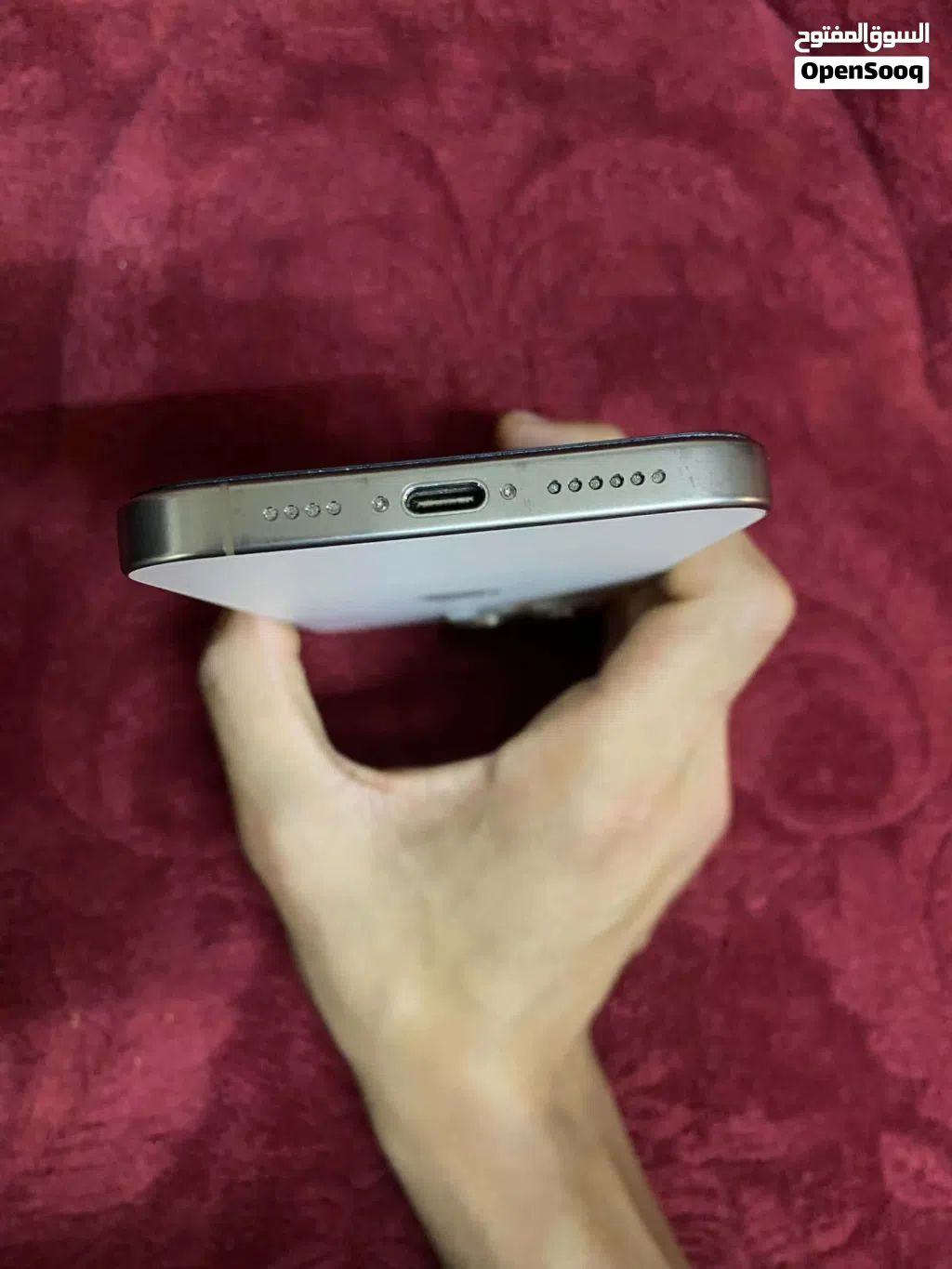 تلفون iPhone 16 Pro ماكس التلفون بحالة الوكالة