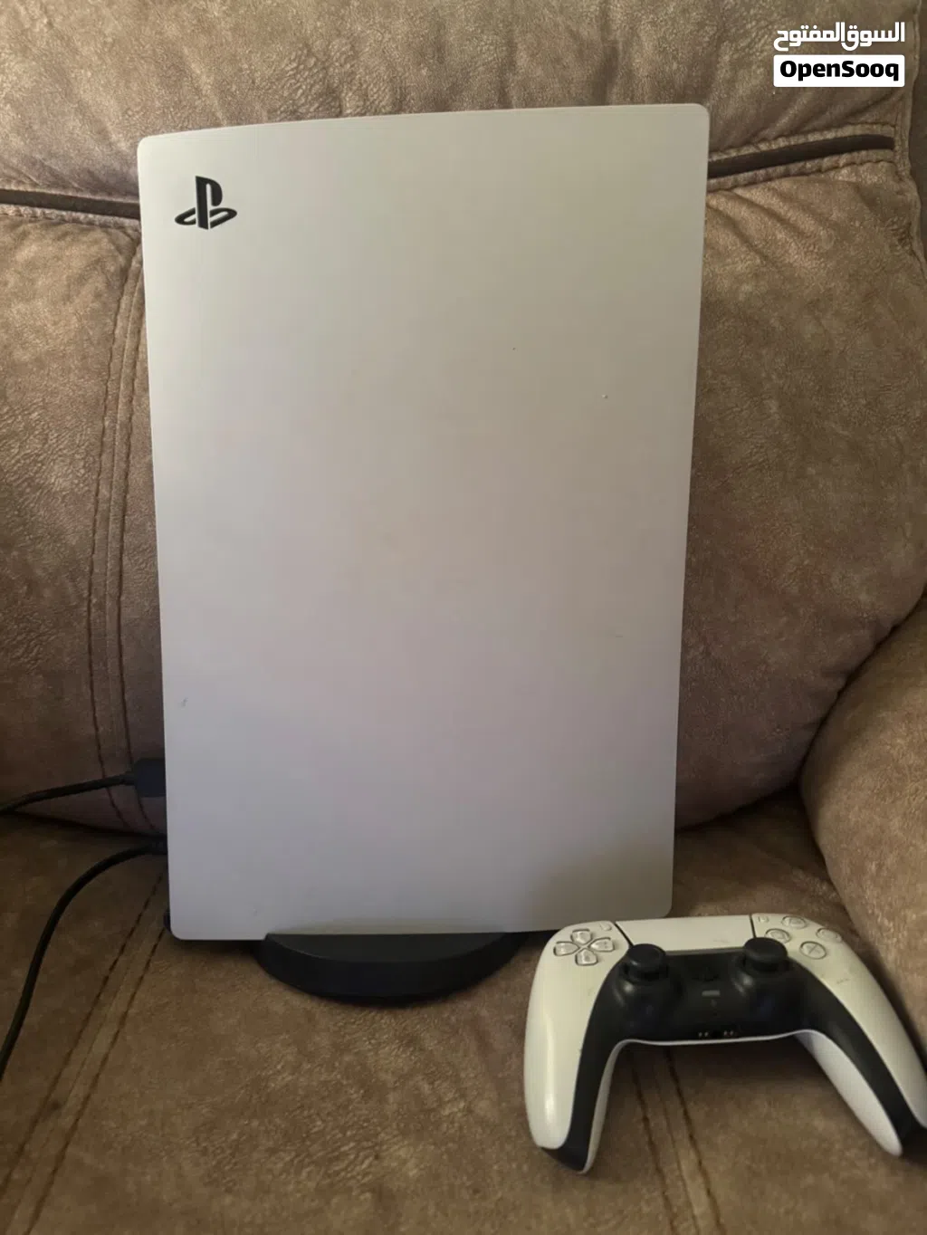 للبيع بلايستيشن 5 سعة 825GB