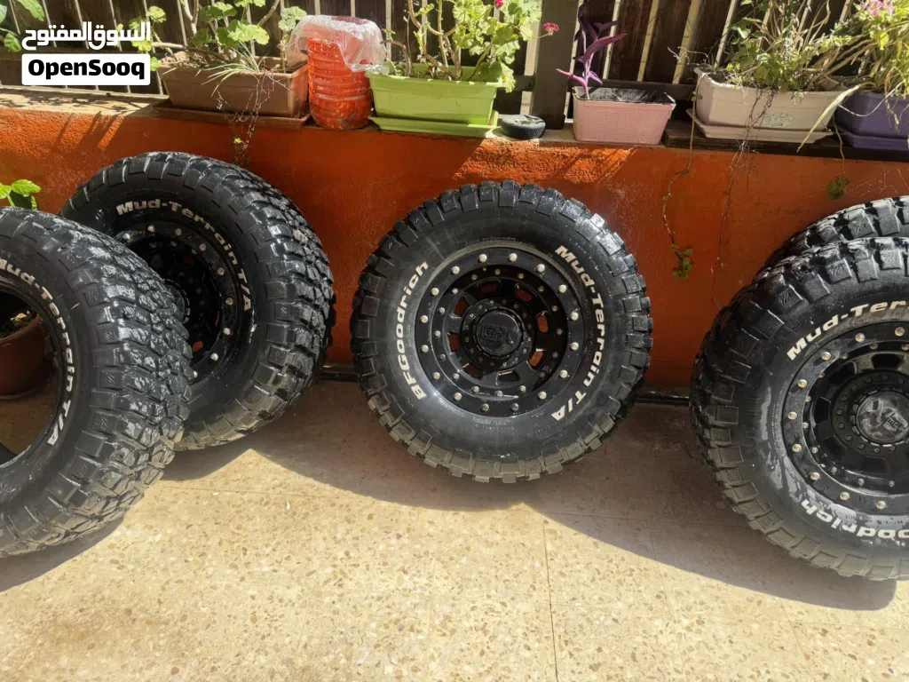 Offroad tires and rims