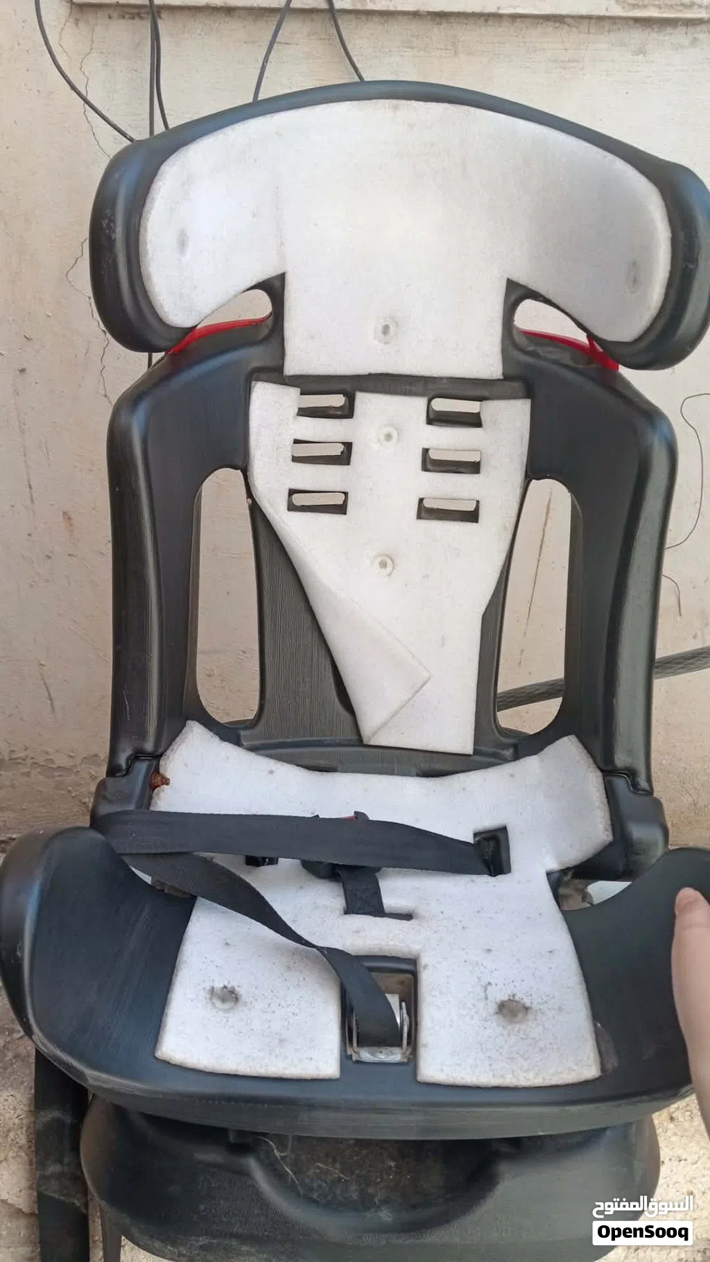 كاسيت سياره للبيع غير مستعمل ب10 دنانير بحي نزال