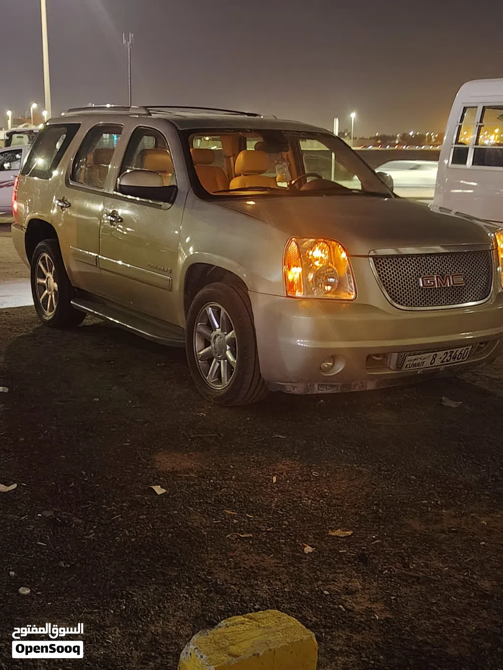 GMC Yukon Denali