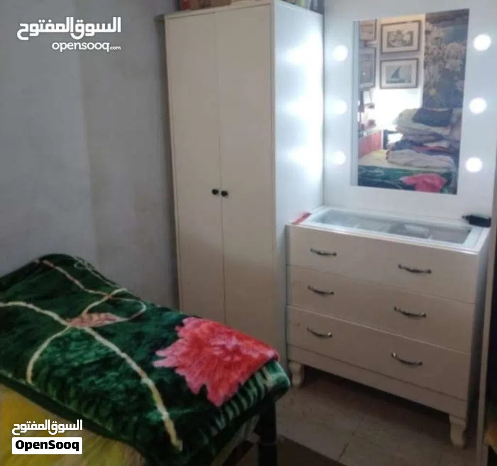 مشاركة سكن في غرفة بشقه بالفروانيه