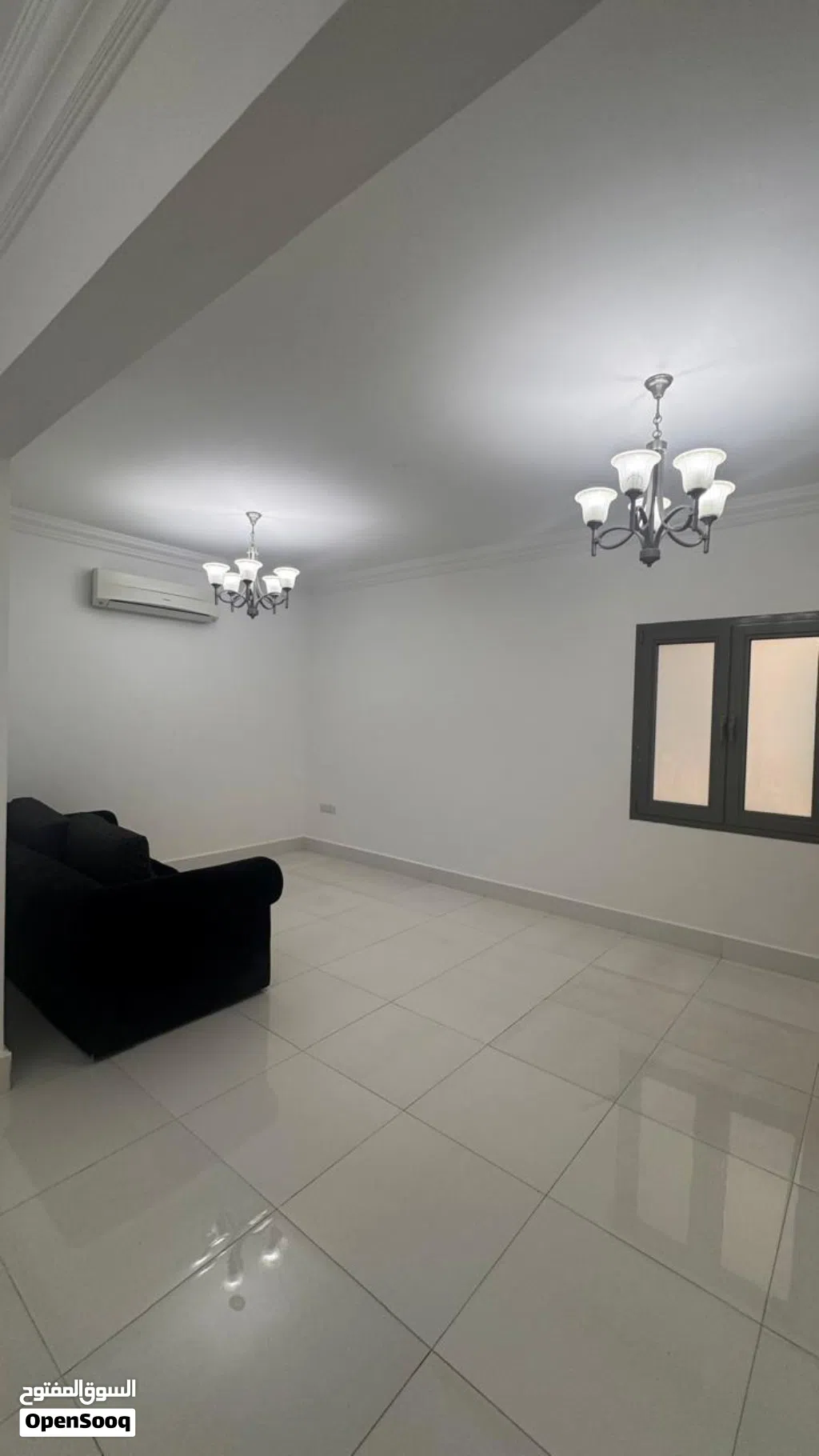 شقه غرفتين وصاله للايجار في شاطئ القرم/Flat 2 bhk For Rent In Satti Qurm