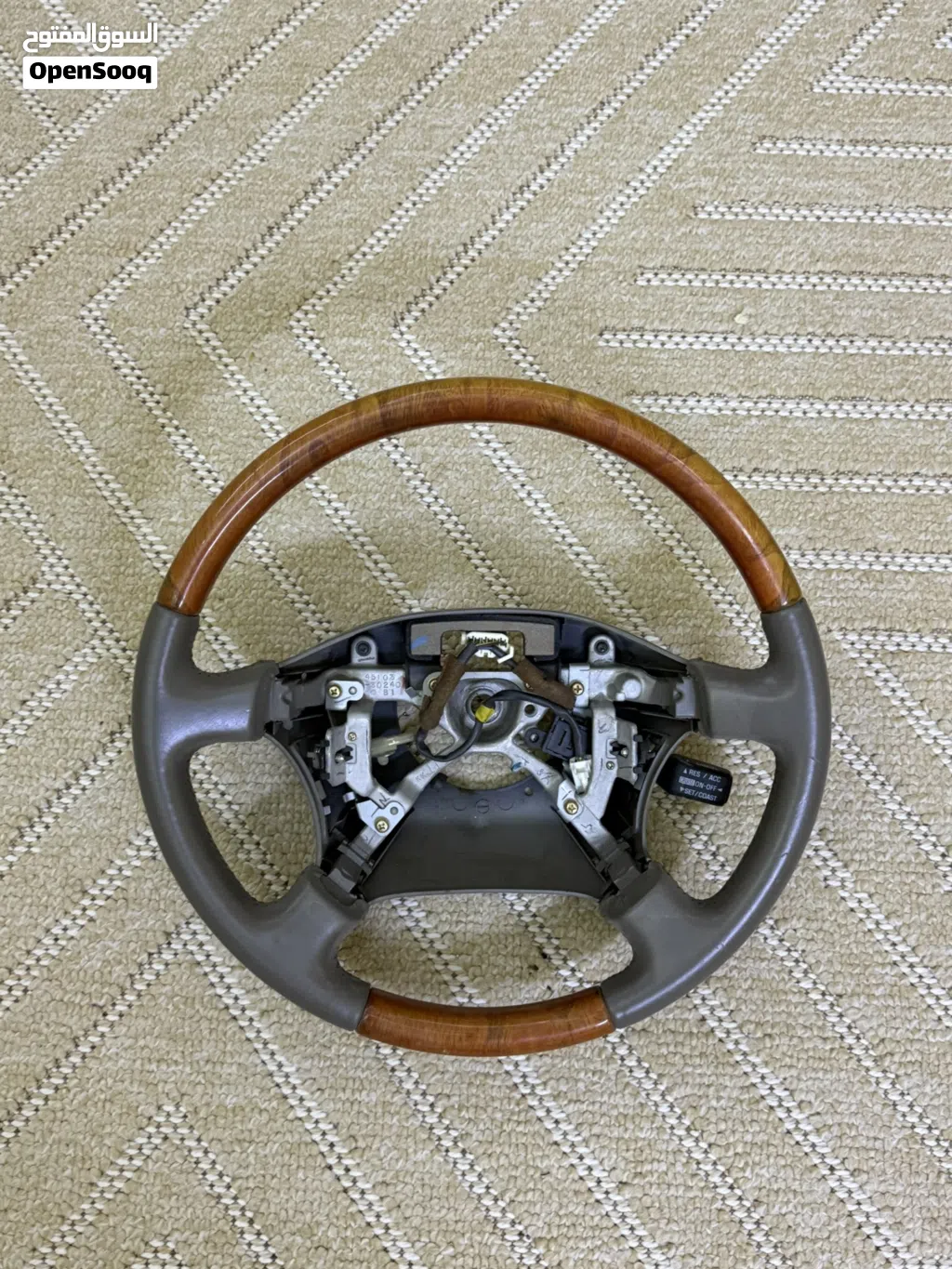 للبيع قطع غيار Ls 400
