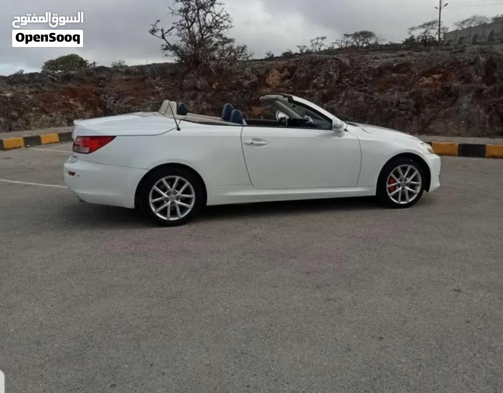 لكزس IS IS 300 Sport