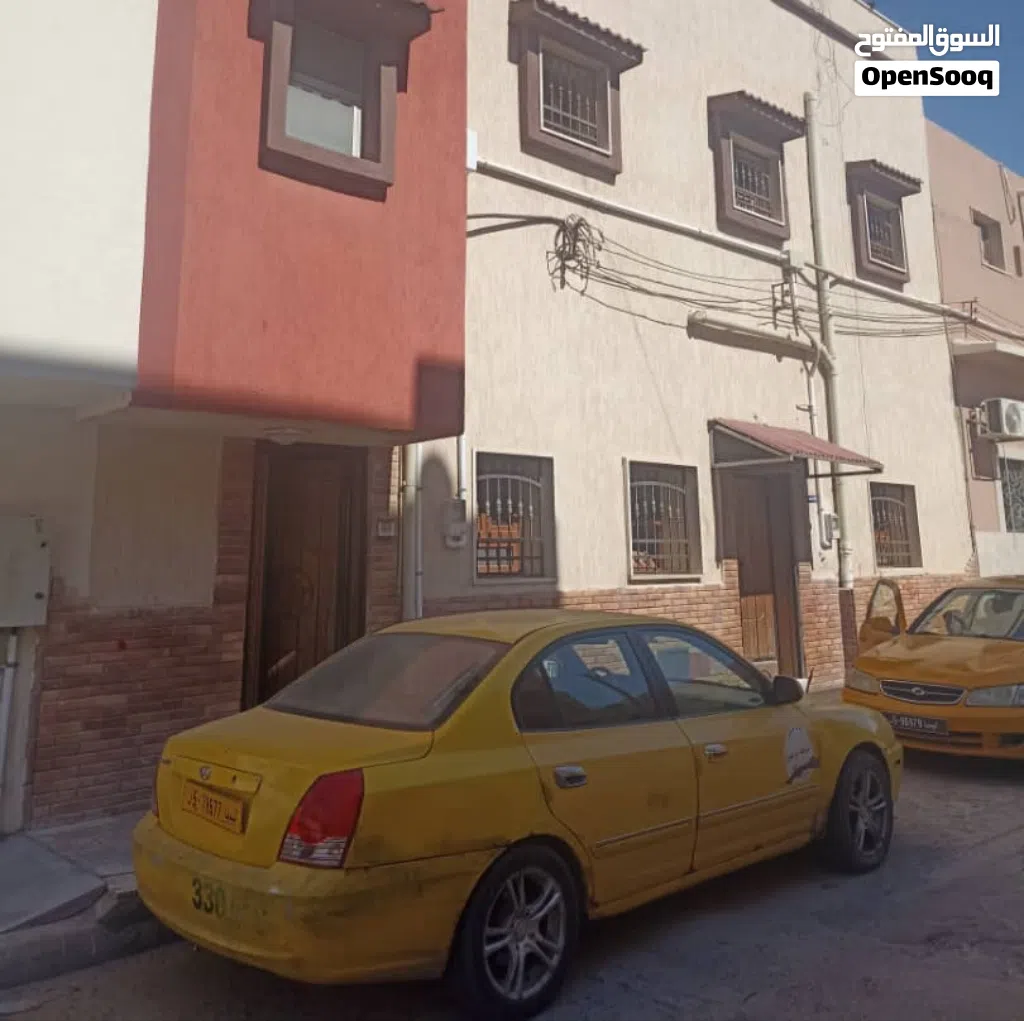 منزل دورين مفصولات.. و عدة عروض تجارية.. في راس حسن للبيع.. اقرأ الإعلان اكويس
