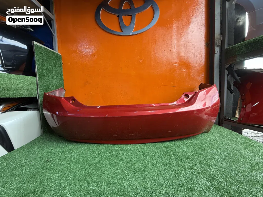 طمبون خلفي تويوتا بريوس 2010-2015 اصلي مستعمل بحالة جيده موضح بصور Toyota Prius ياباني2010-2015