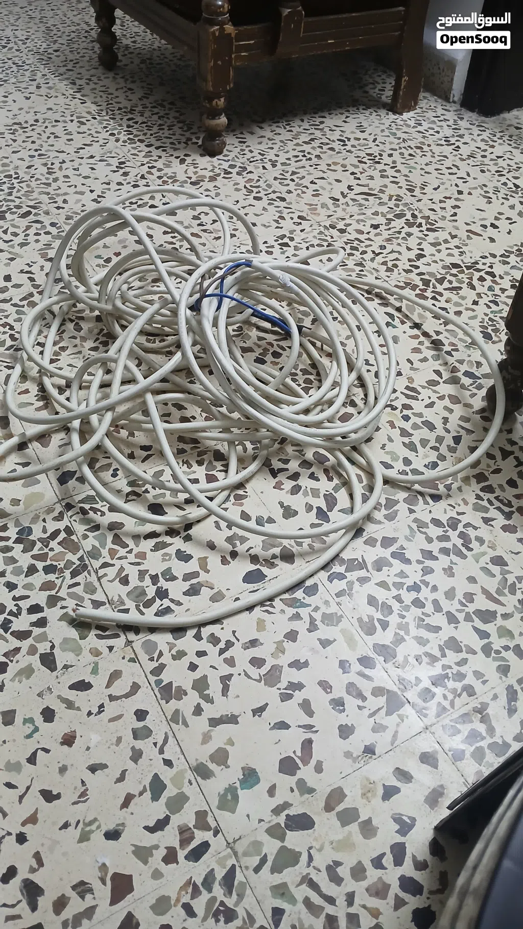 كيبل 6 ملم مستعمل لشحن السيارات او للمنزل 25 متر