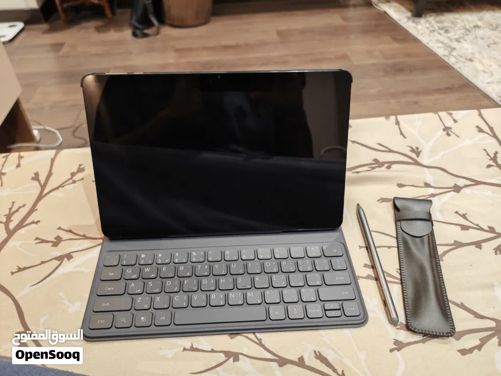 HONOR Pad 10 5G 8GB+256GB with keyboard and pencil