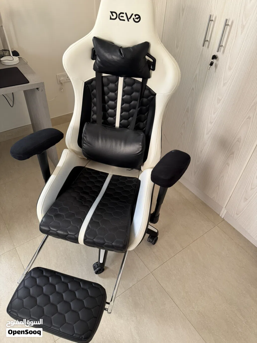 Devo chair barley used