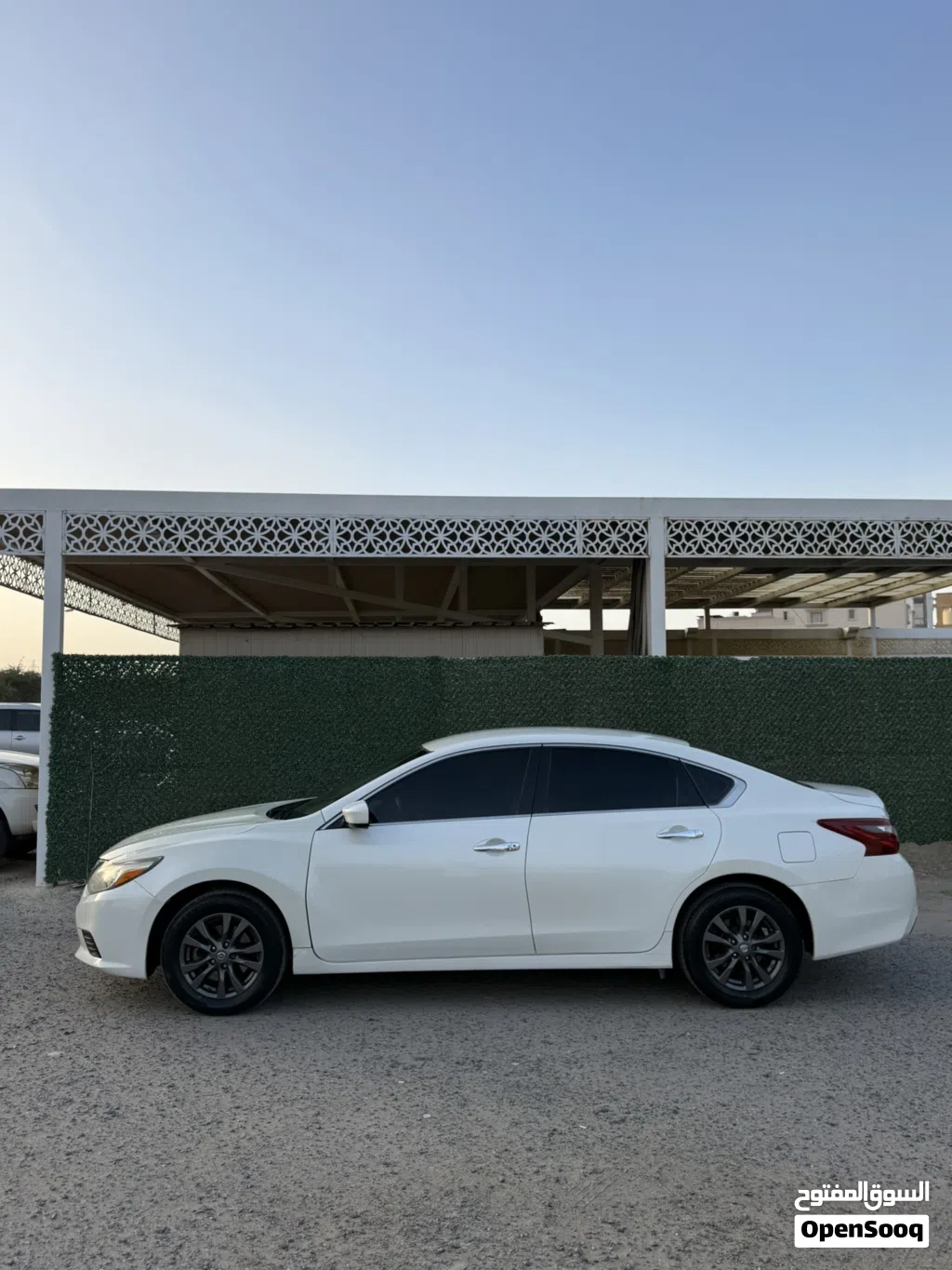 نيسان التيما SL