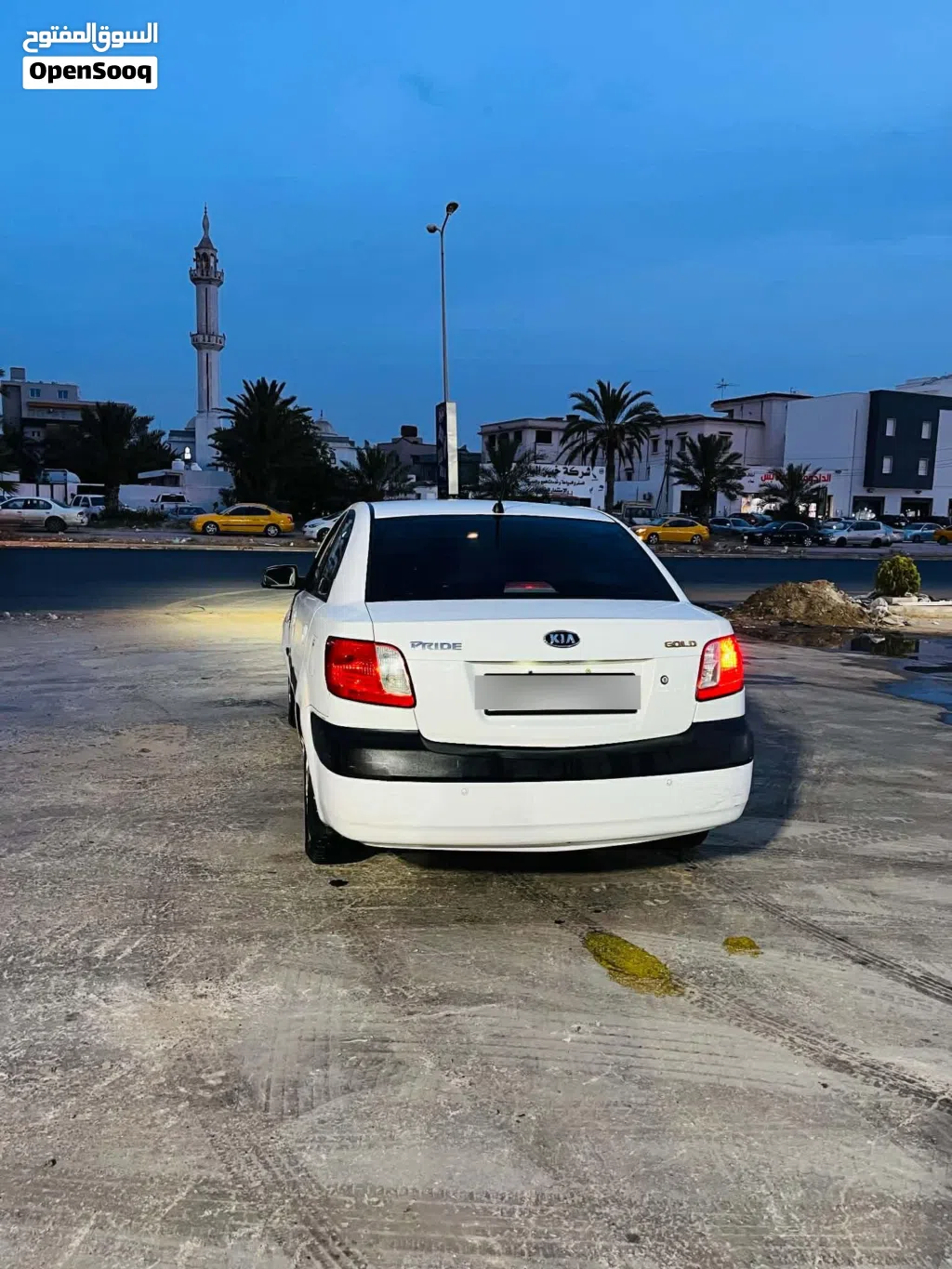 Kia Pride EX