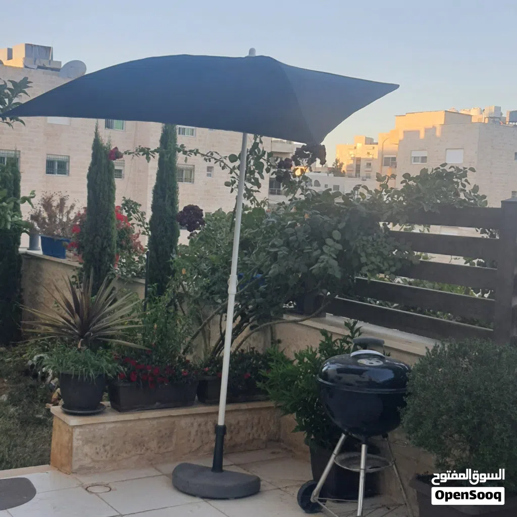 مظلة عدد 2 من ايكيا مع قاعدة واحدة
