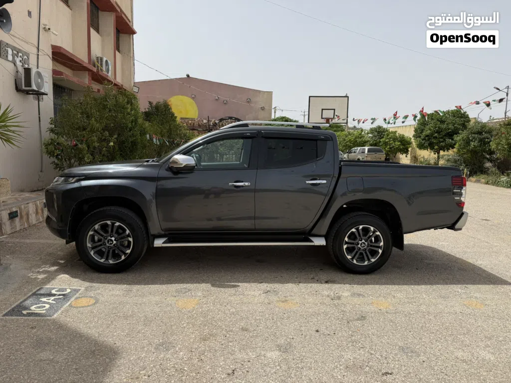 ميتسوبيشي L200 Double Cab GLX