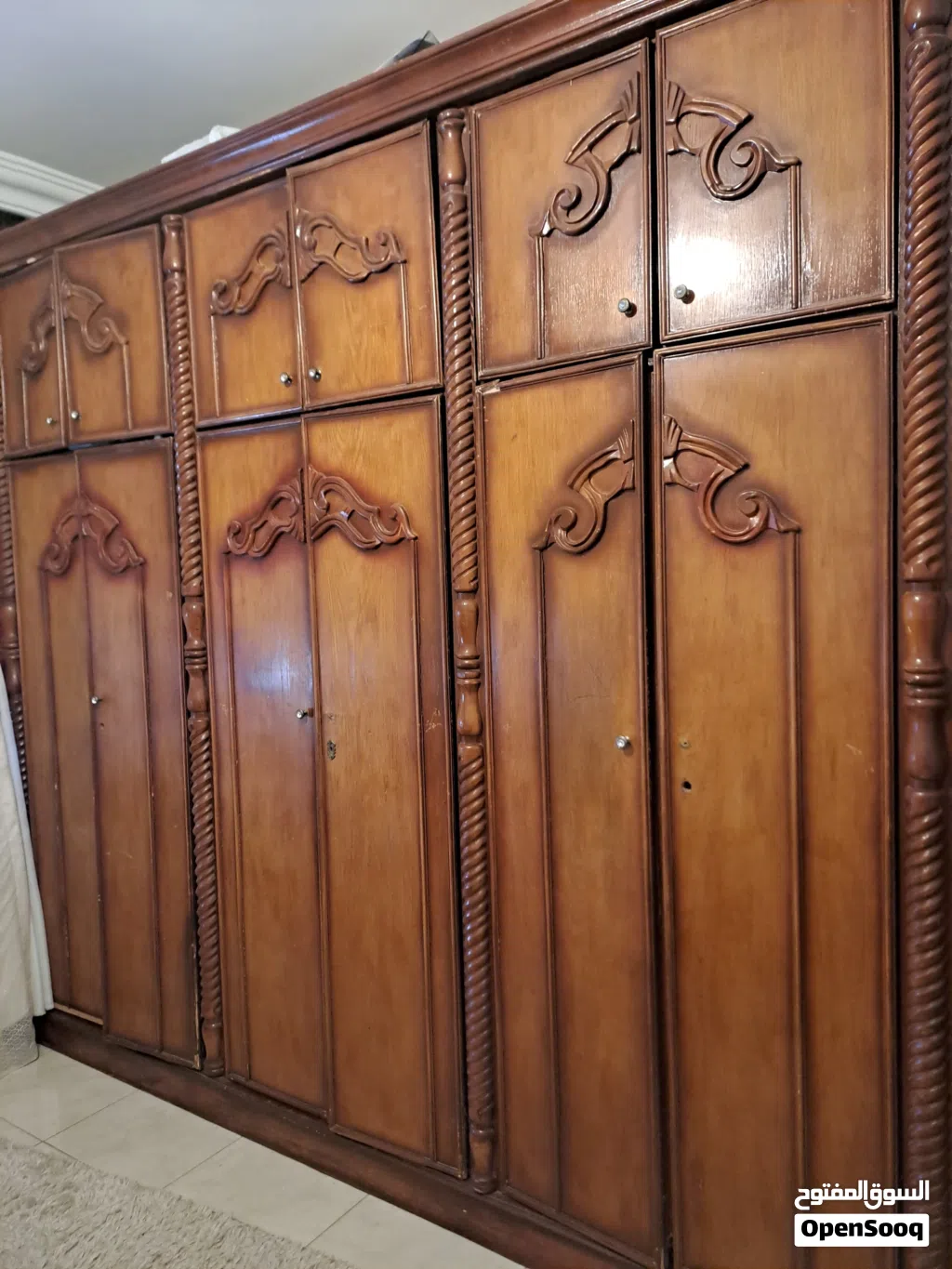 خزانة ملابس