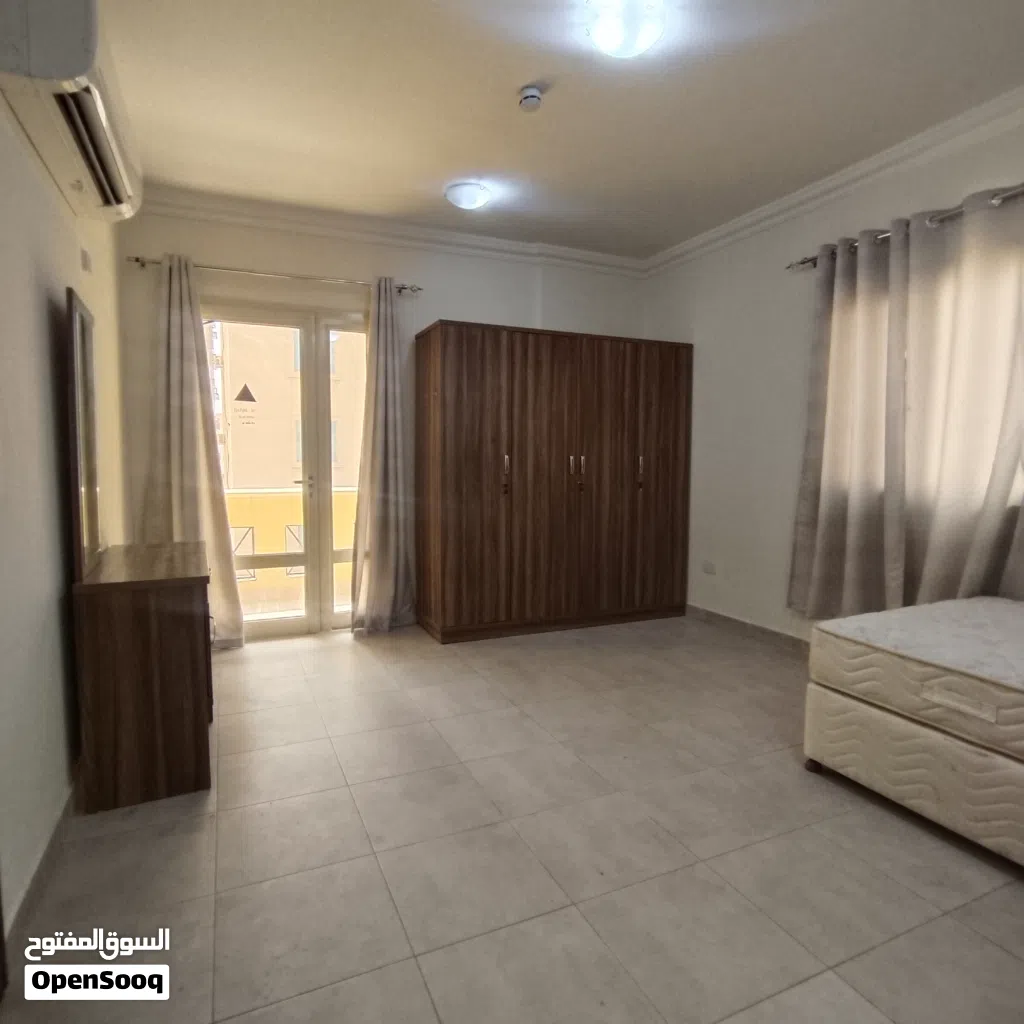 Fully furnished single and two person room available