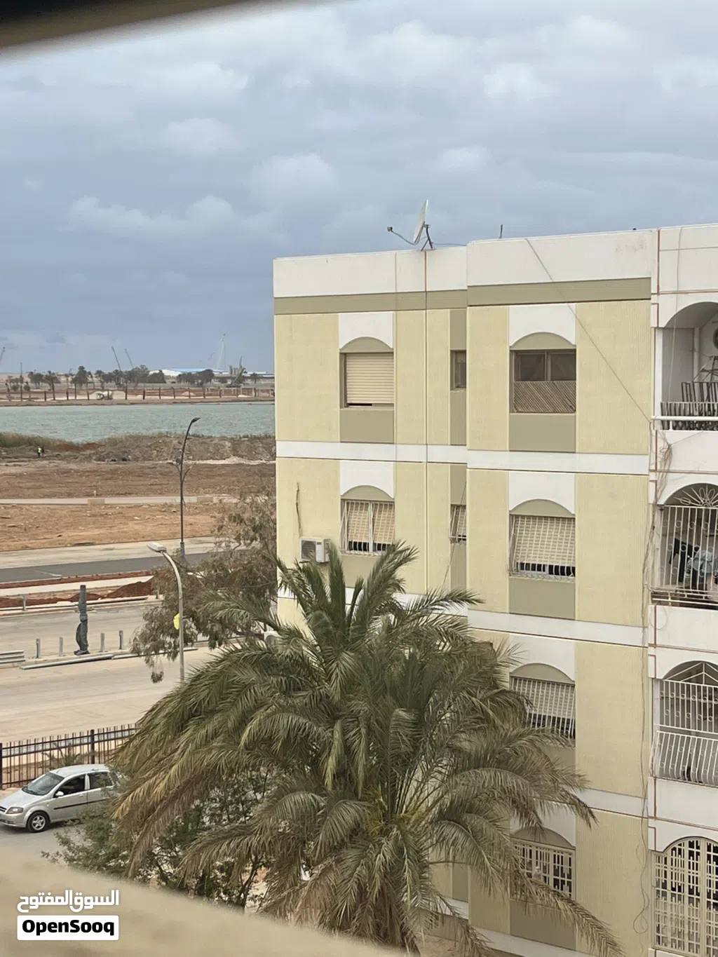 شقه للبيع في 7000 الكيش صاله وصالون أكبر حجم