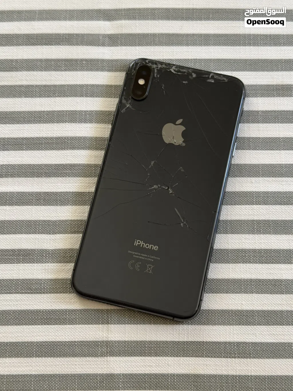 Iphone XS max 256GB space gray used good condition