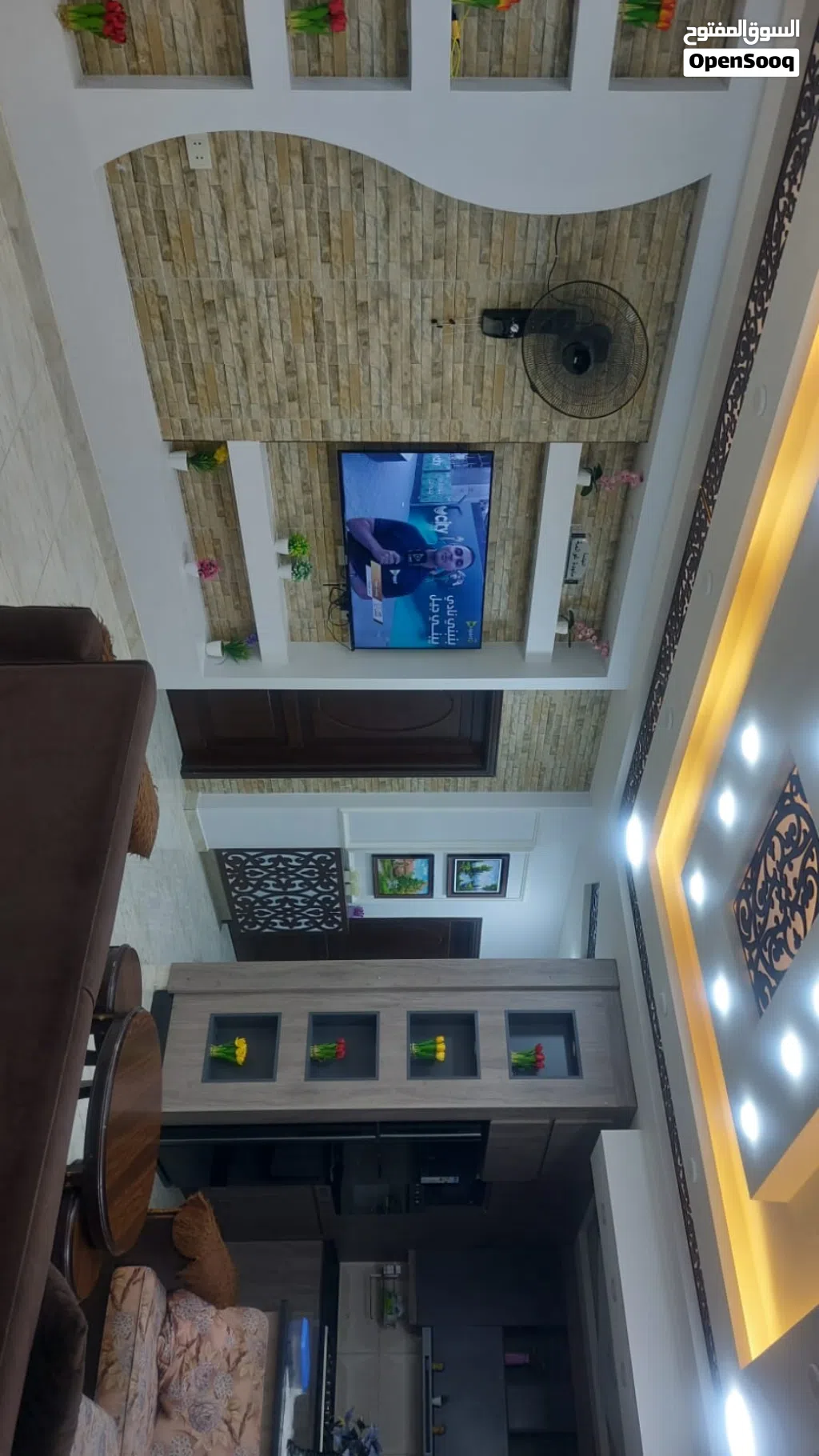 مزرعة وبيت مستقل طابقين